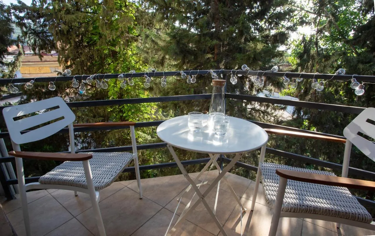 Peaceful Bohemian Apartment - Best Location Tbilisi Gruzie