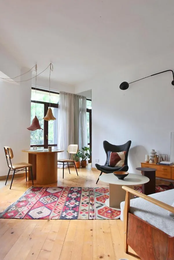 Peaceful Bohemian Apartment - Best Location Tbilisi
